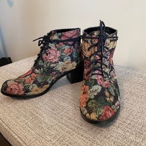 Diba Tapestry Lace-up Booties